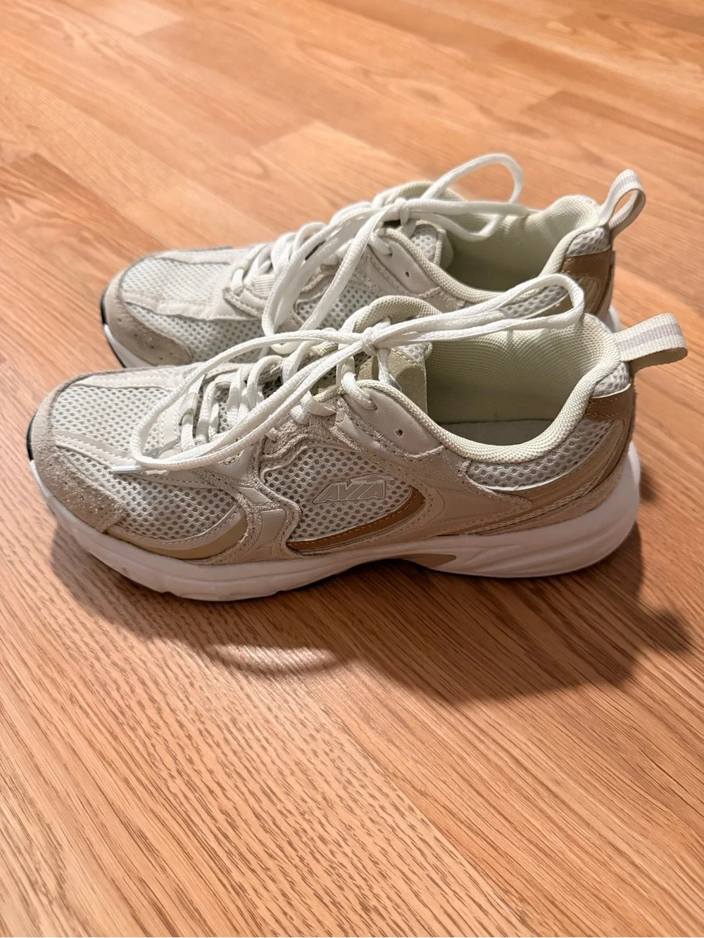 Avia Beige White Kids' Athletic Sneakers
